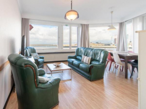Sea view apartment with parking space